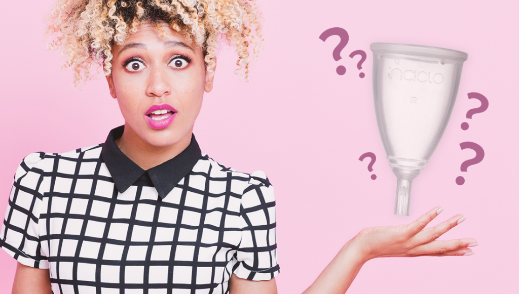 Mulher com dúvidas sobre coletor menstrual